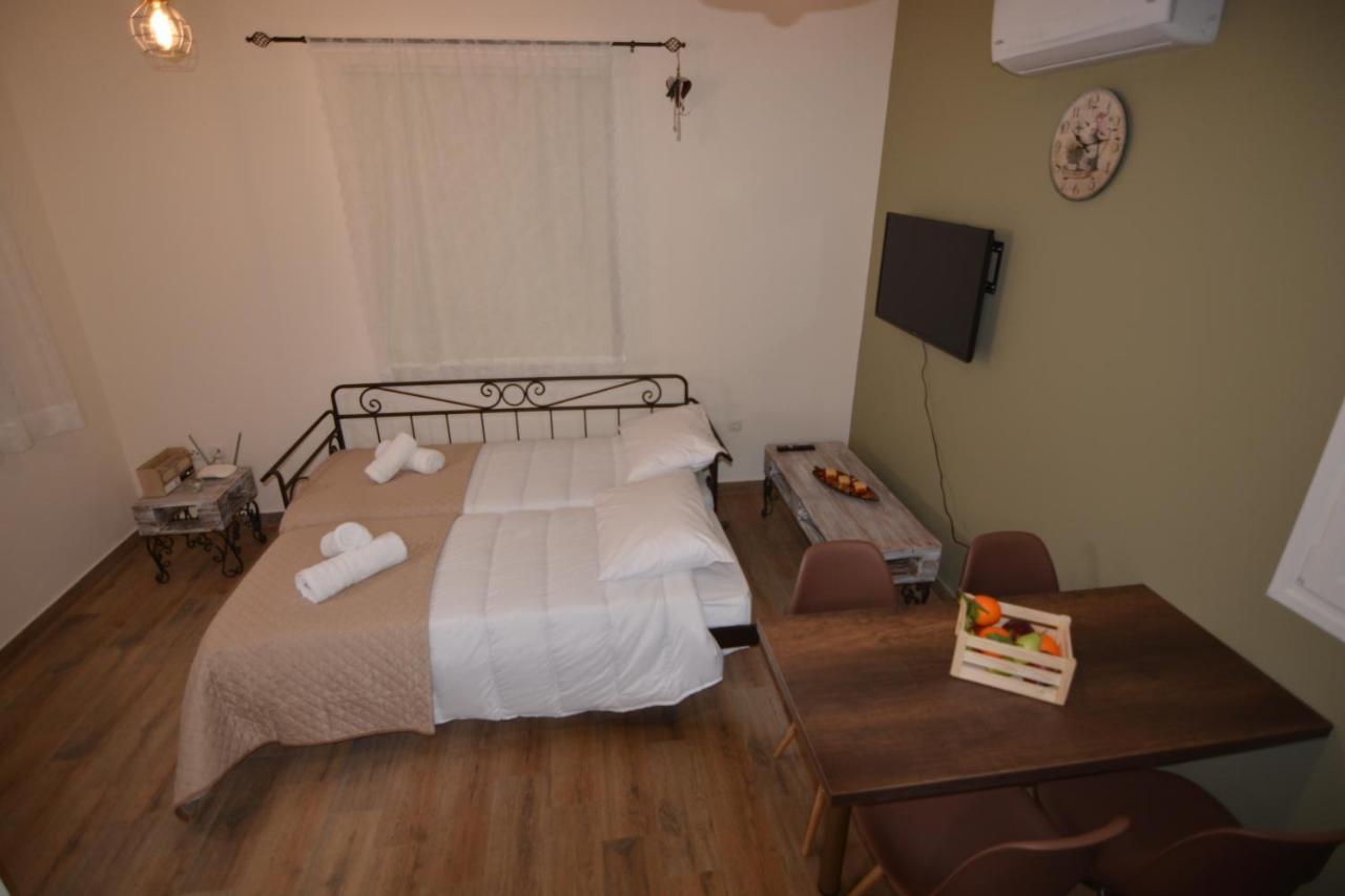 Olympia'S Apartments อาร์เตมีดา ภายนอก รูปภาพ